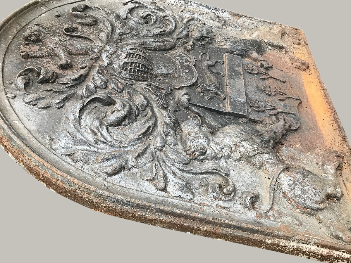 17th Century Cast Iron Fireplace Plate-photo-3