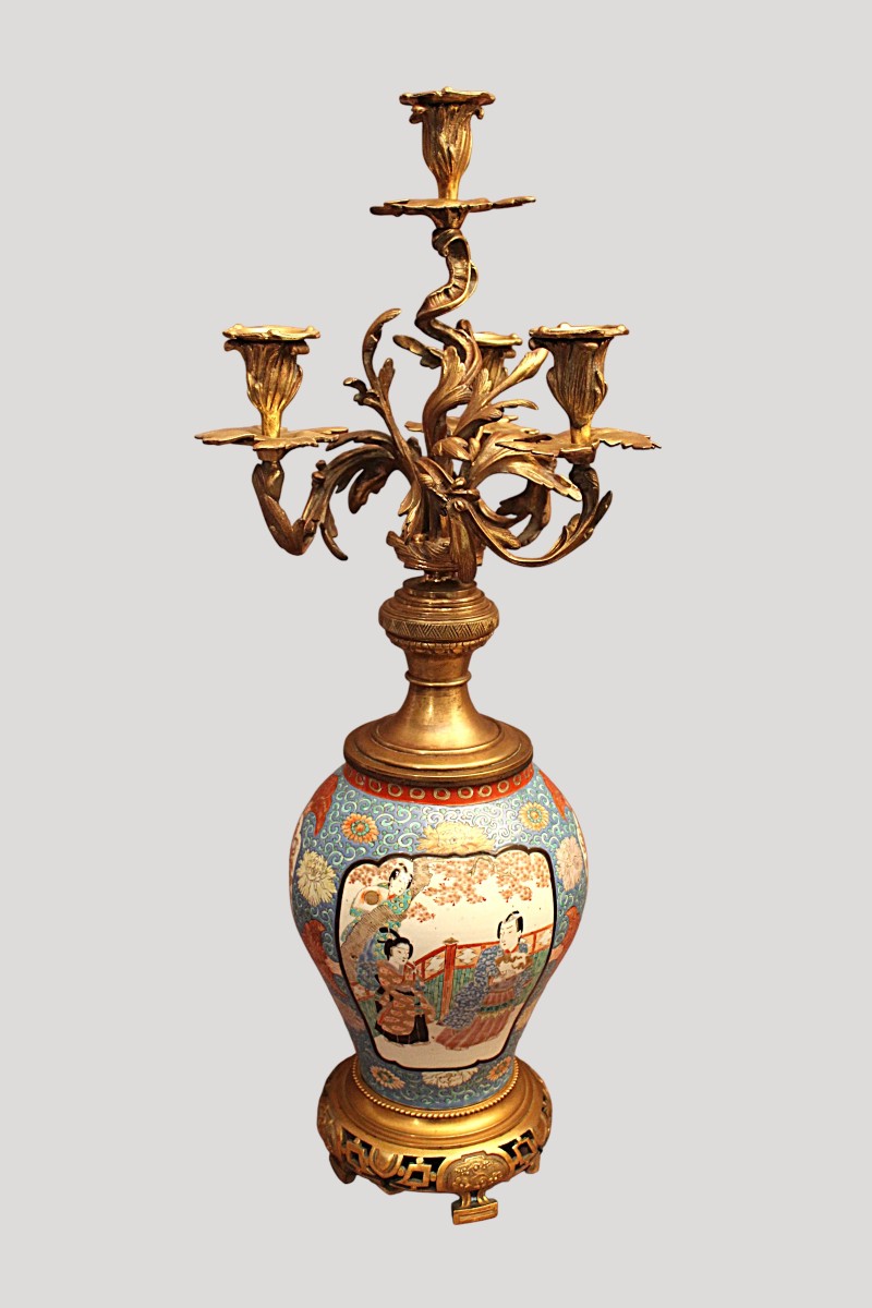 Grand candélabre Japon porcelaine et bronze ( signé )