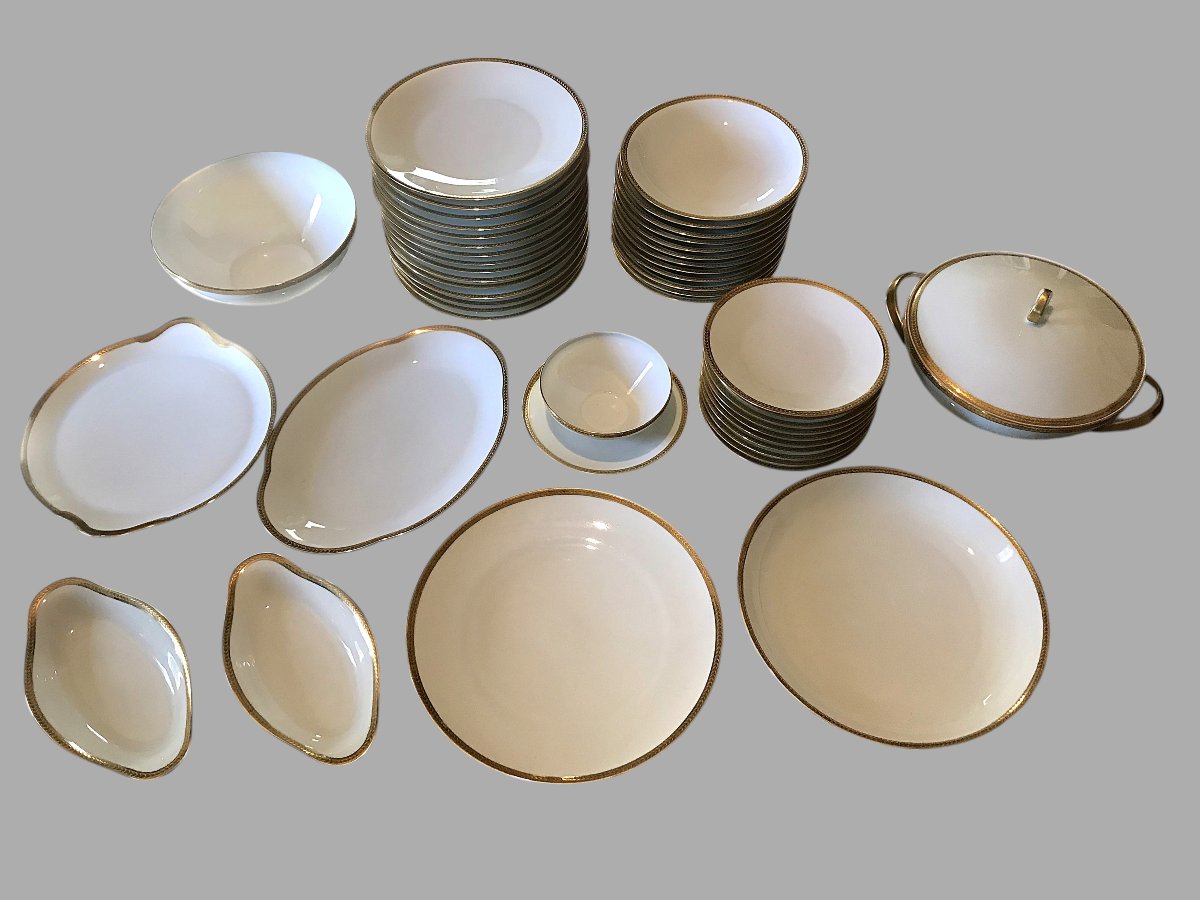 Superbe service de table en porcelaine de Limoges – Manufacture Chastagner -photo-2