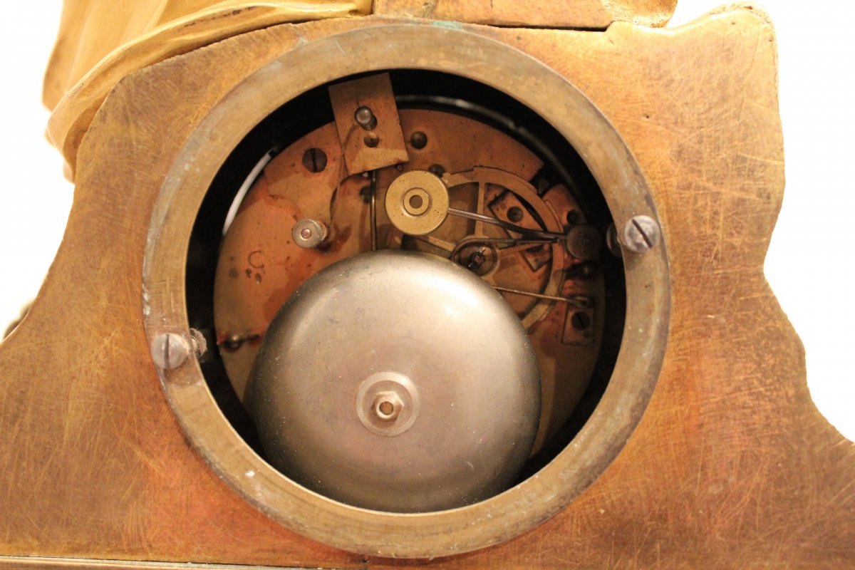 Pendule en bronze doré époque Restauration mouvement S. Marti et Cie XIX siècle-photo-3