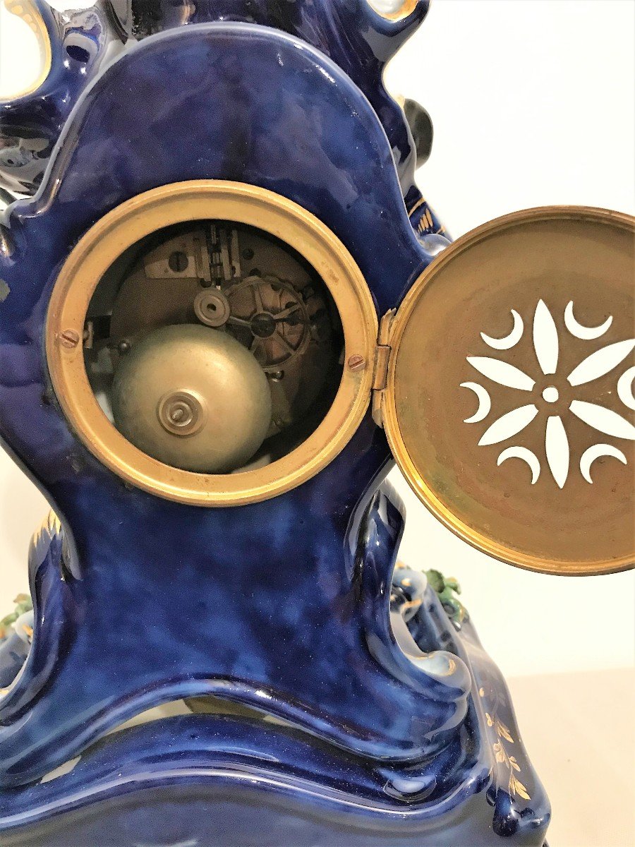 Pendule en porcelaine Jacob Petit époque XIXème siècle-photo-7