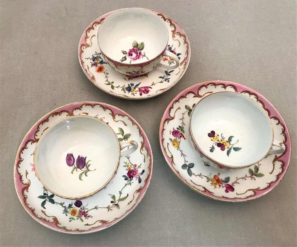 Tasses en porcelaine de Meissen époque XVIII ème siècle