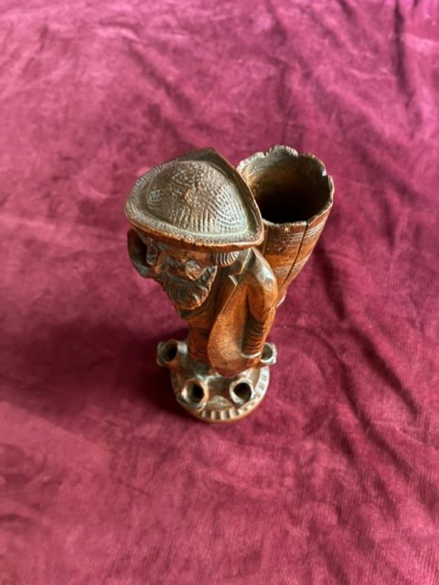 Folk Art Pipe-holder-photo-2