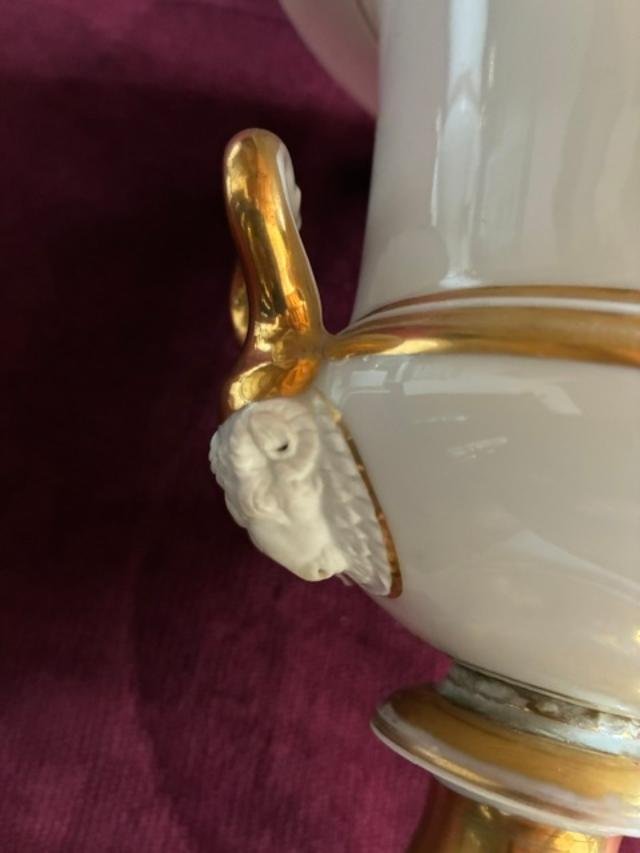 Paire de vase Médicis Empire en porcelaine-photo-3
