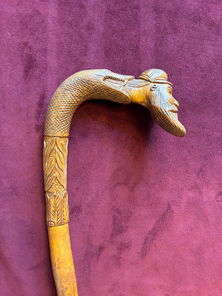 Single-piece Folk Art Walking Stick-photo-4