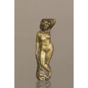 Seal Featuring A Standing Venus