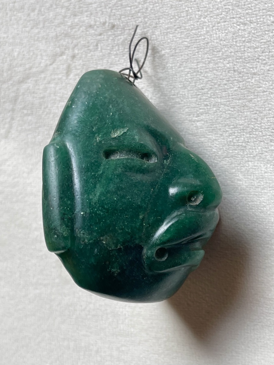 Masque pendentif Olméque  précolombien en jade 1150-500 av  J-C-photo-4