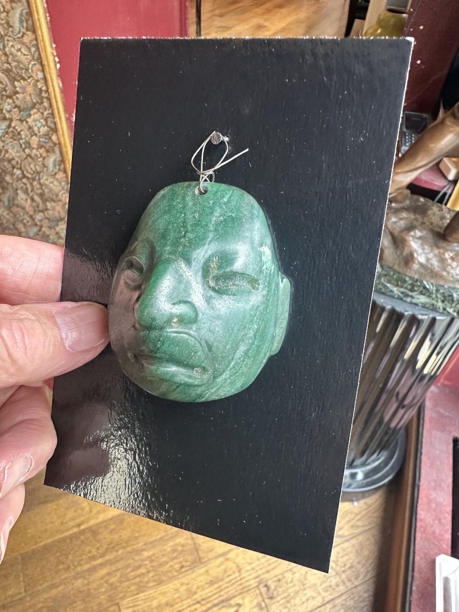 Masque pendentif Olméque  précolombien en jade 1150-500 av  J-C-photo-2