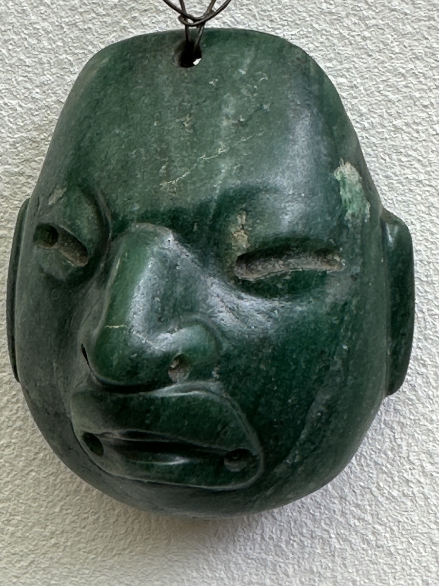 Masque pendentif Olméque  précolombien en jade 1150-500 av  J-C-photo-4
