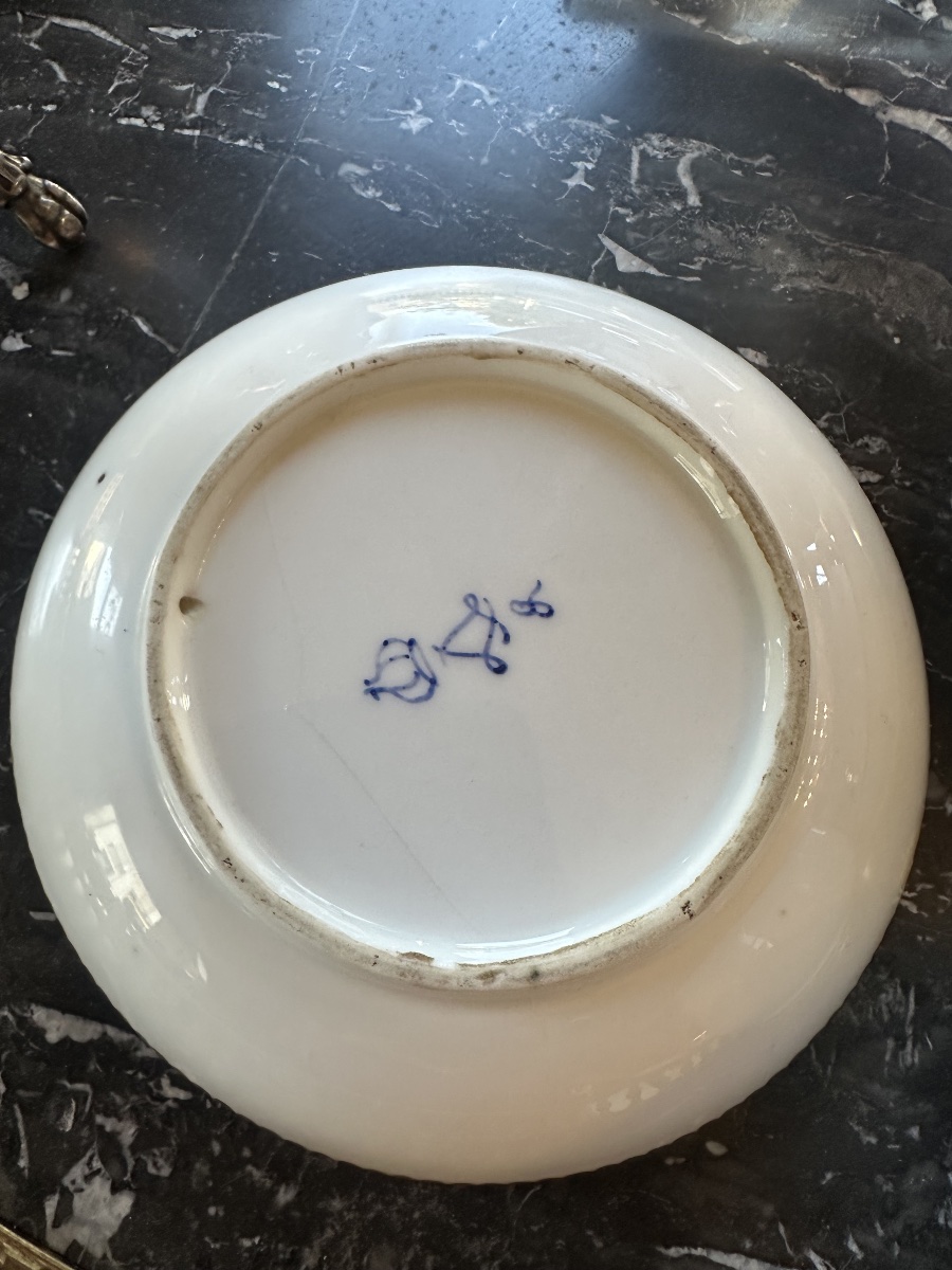 Paire de tasses et soucoupes pâtes tendres Sevres 18eme-photo-1