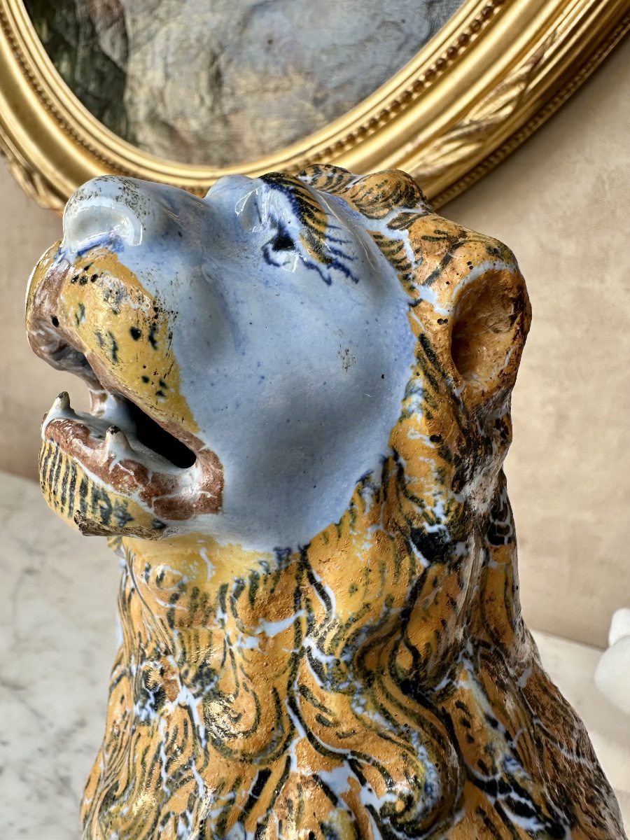 18th-century Rouen Earthenware Lion In Perfect Condition -photo-1