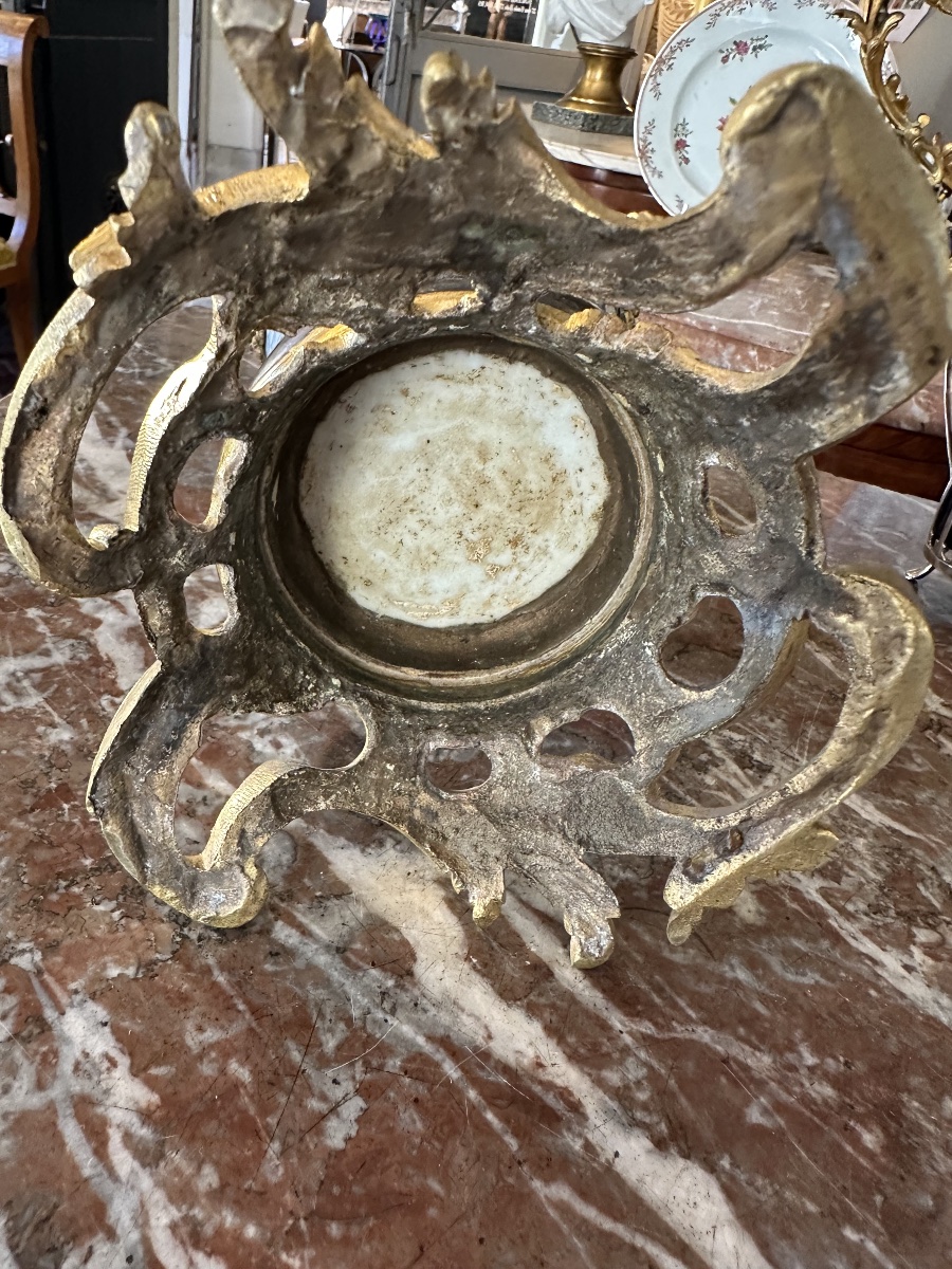 18th-century Imarie Porcelain Vase With Bronze Mount Featuring Ram's Heads-photo-1