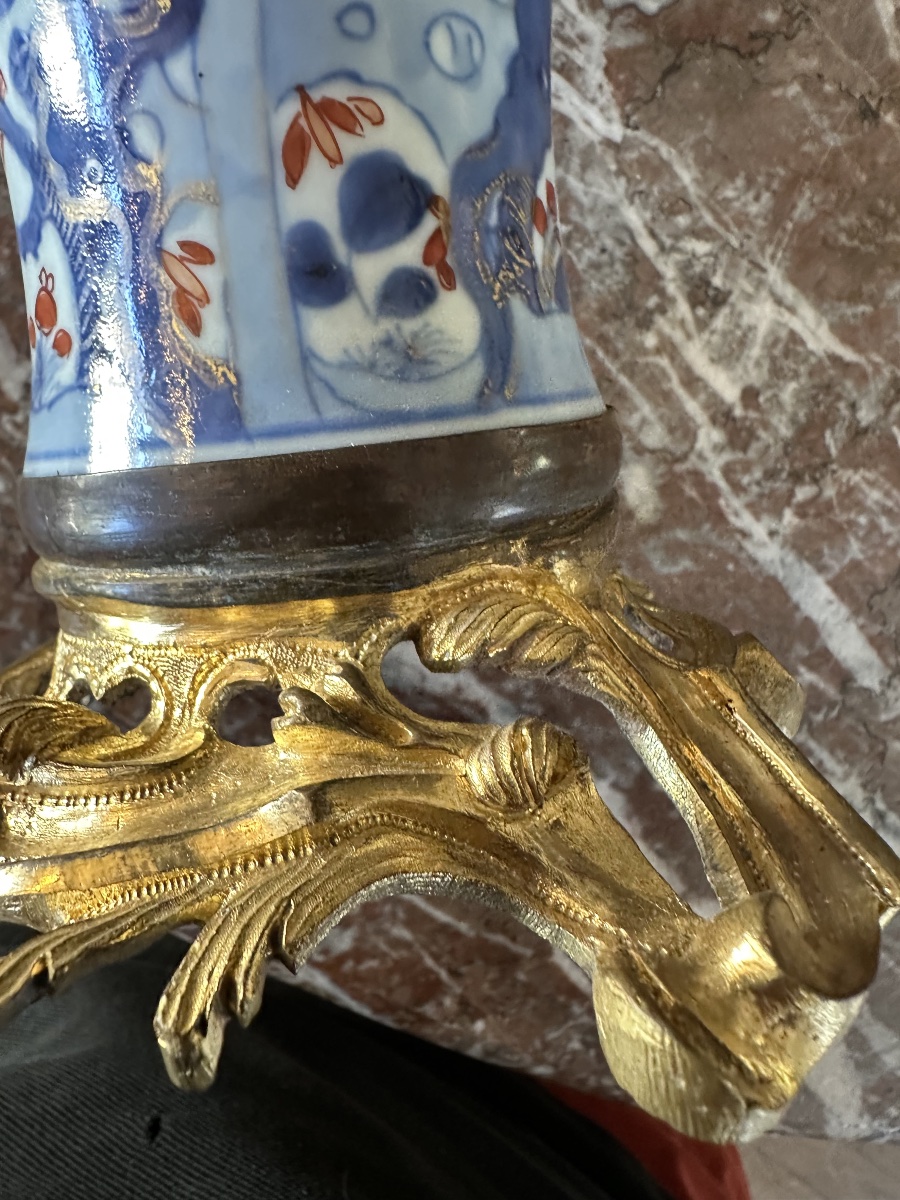 18th-century Imarie Porcelain Vase With Bronze Mount Featuring Ram's Heads-photo-7