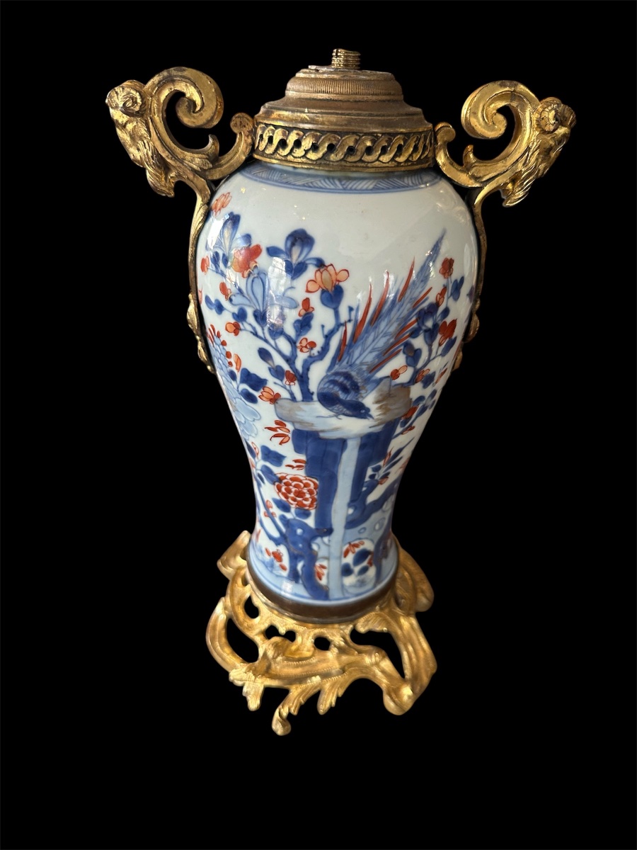 18th-century Imarie Porcelain Vase With Bronze Mount Featuring Ram's Heads