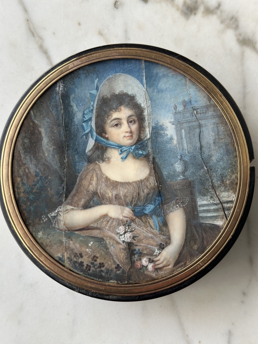 Louis XVI Tortoiseshell Box With A Miniature On Ivory
