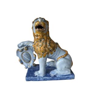 Lion en faïence de Rouen 18eme en parfait état