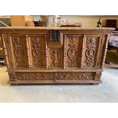 Chest 17 Eme In Carved Oak