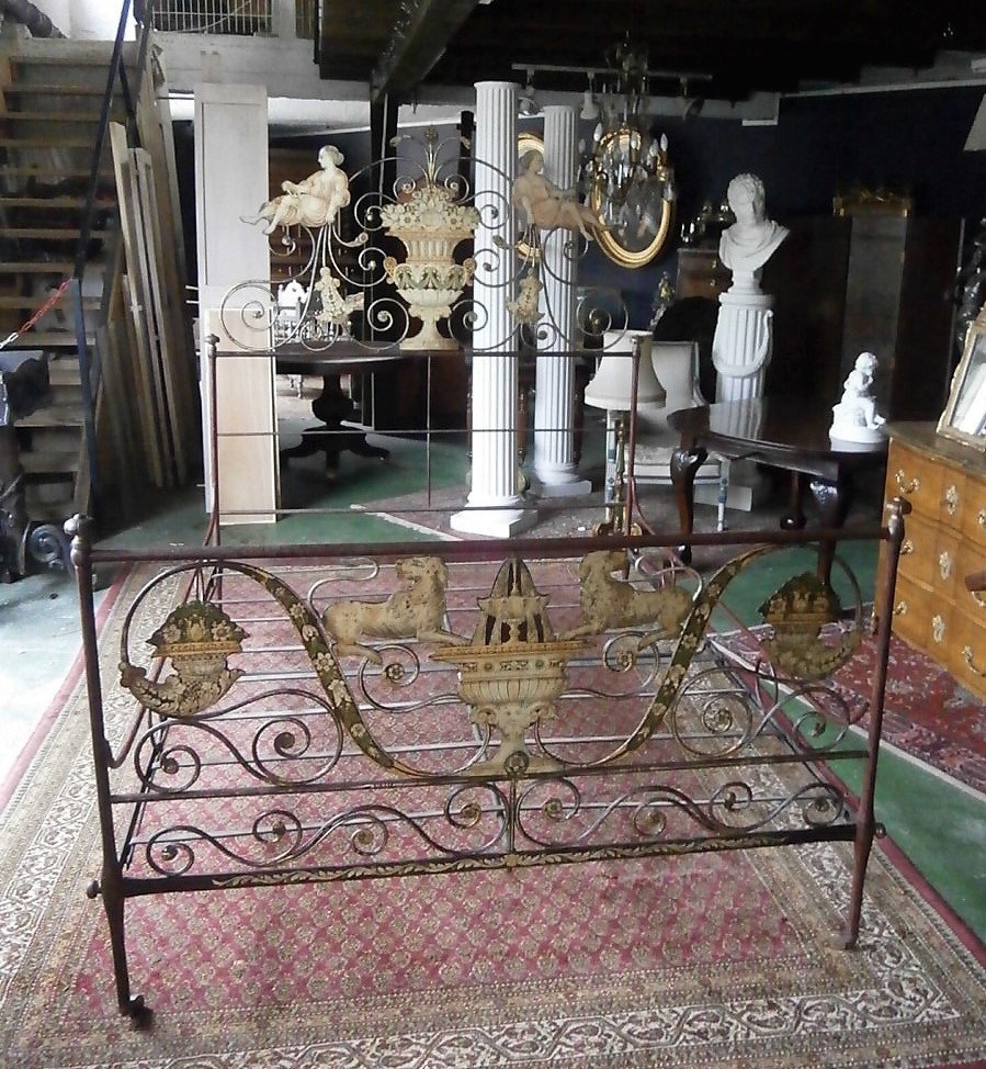 Wrought Iron Bed.-photo-8