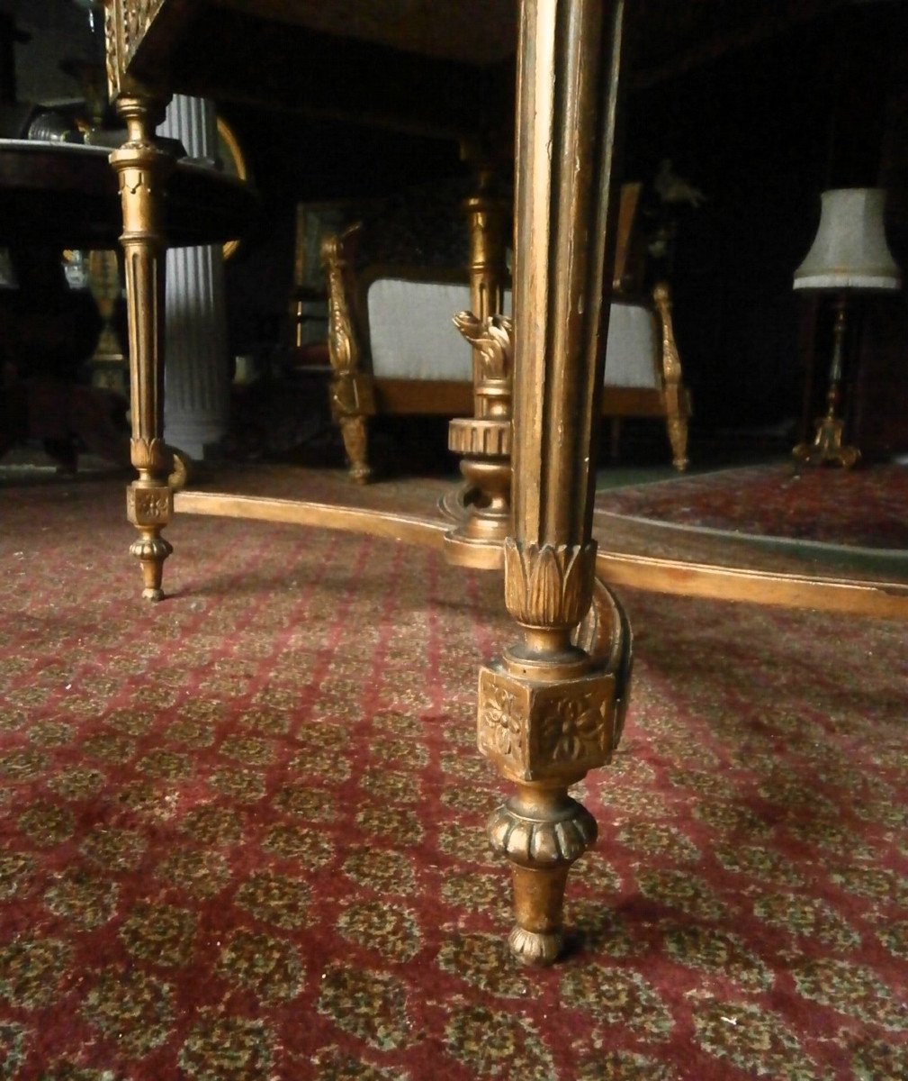Table De Milieu En Bois Doré.-photo-4