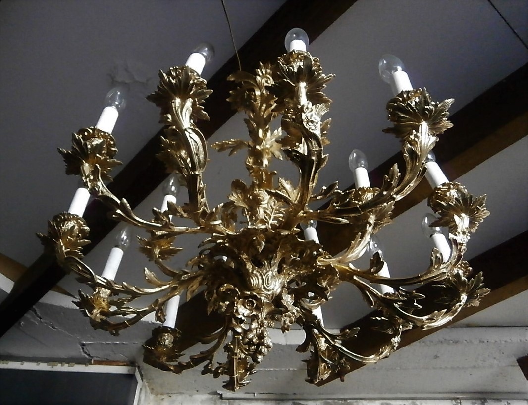Lustre louis xv Rocaille En Bronze Doré
