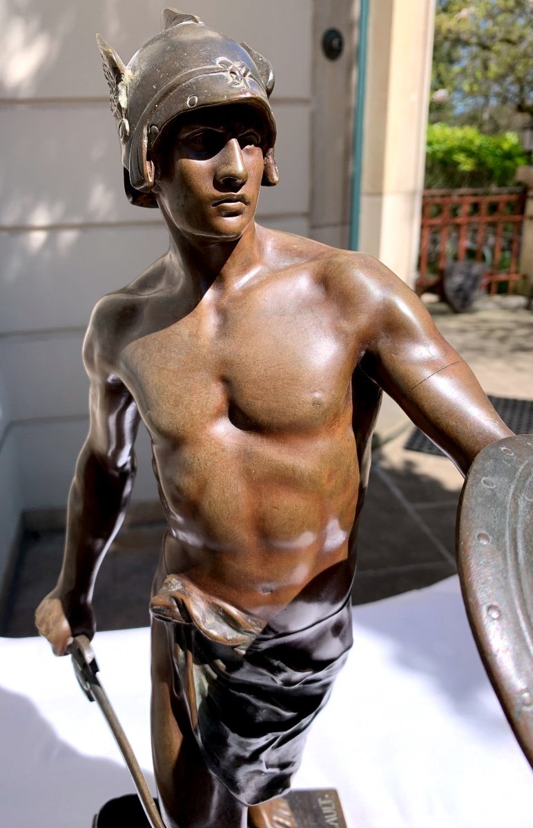 Bronze Statue "soldier"-photo-2