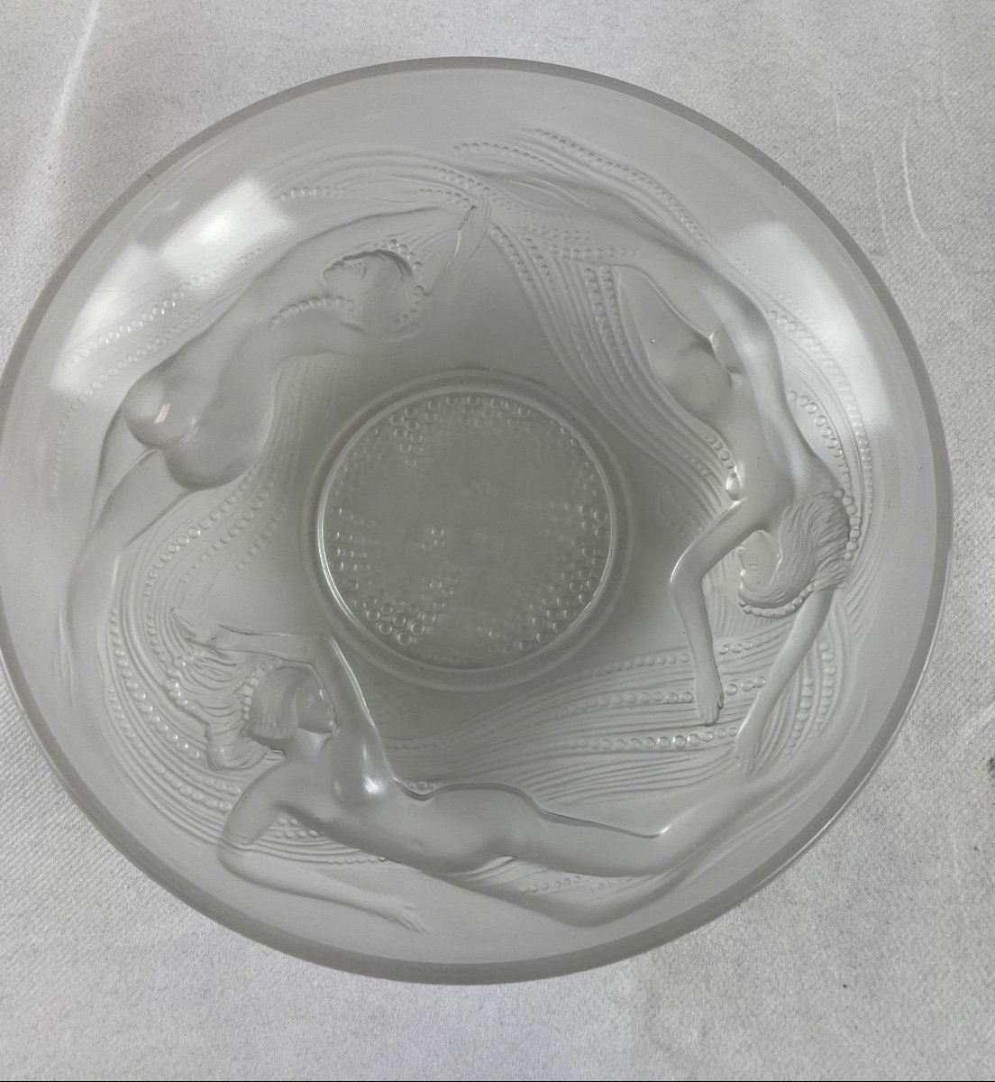 Pressed And Molded Glass Cup "the Naiads"-photo-3