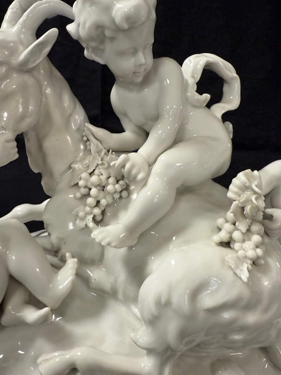Capodimonte Sculpture Of Cherubs Playing With A Goat-photo-6