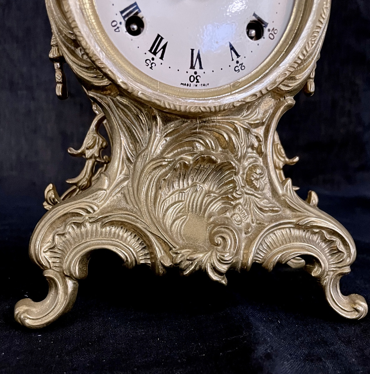 Small Rocaille Bronze Clock-photo-3
