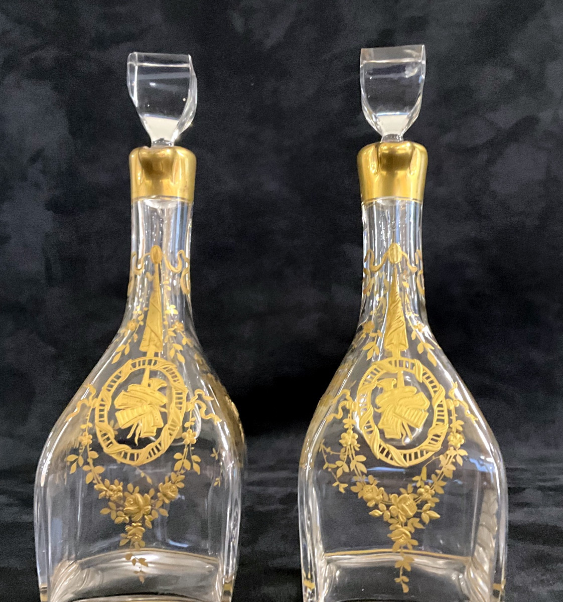 Pair Of Baccarat Cabaret Decanters-photo-4