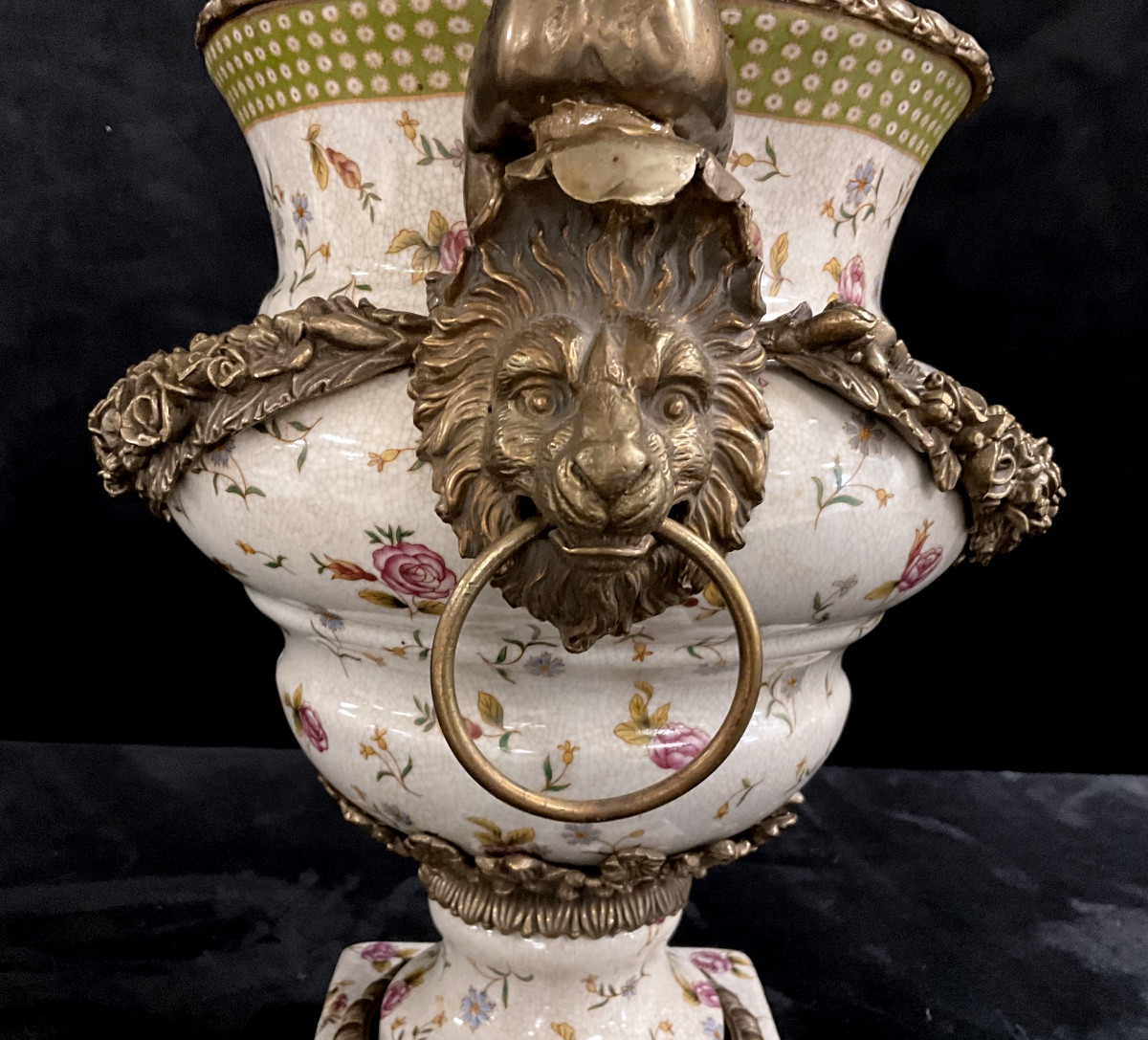 Porcelain And Bronze Incense Burner-photo-4