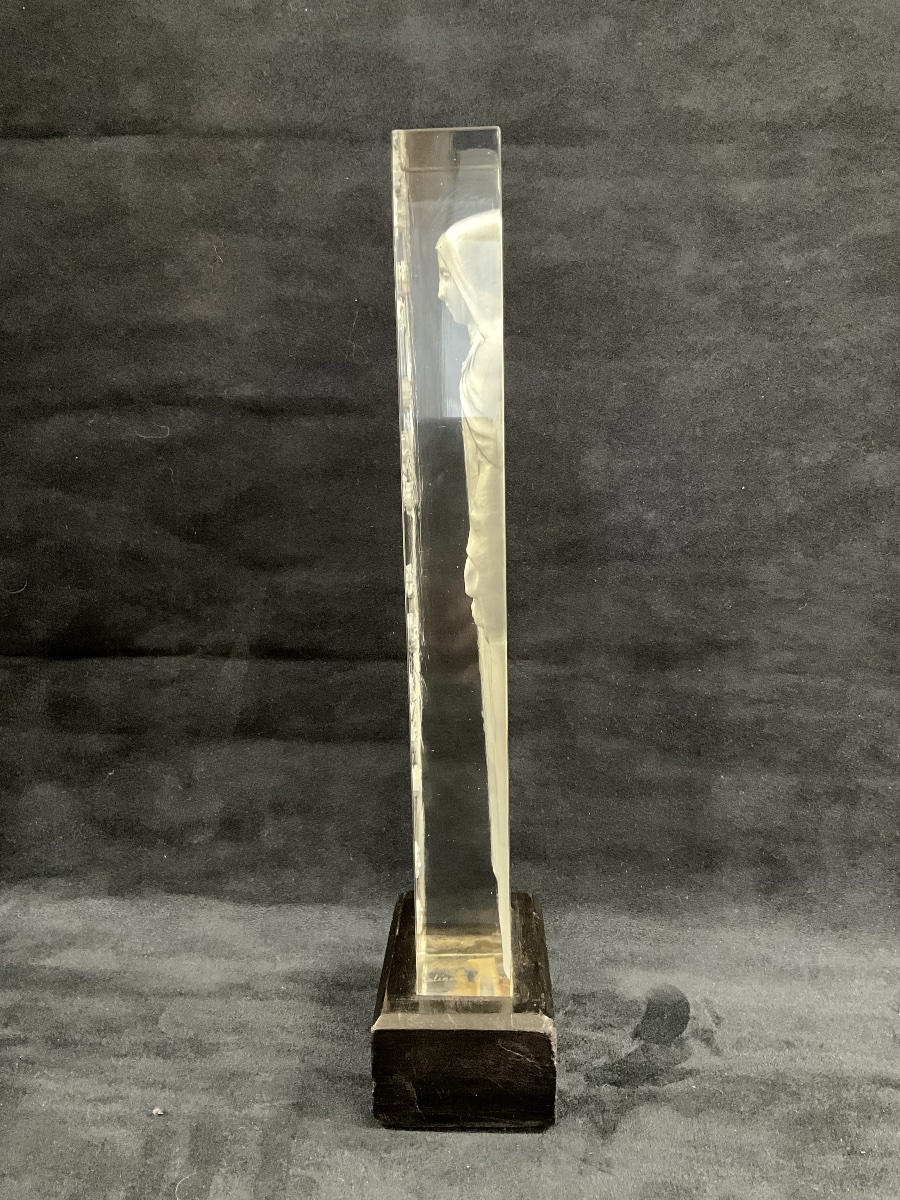 Sculpture Sainte Thérèse de l’Enfant Jesus signée Lalique France-photo-3