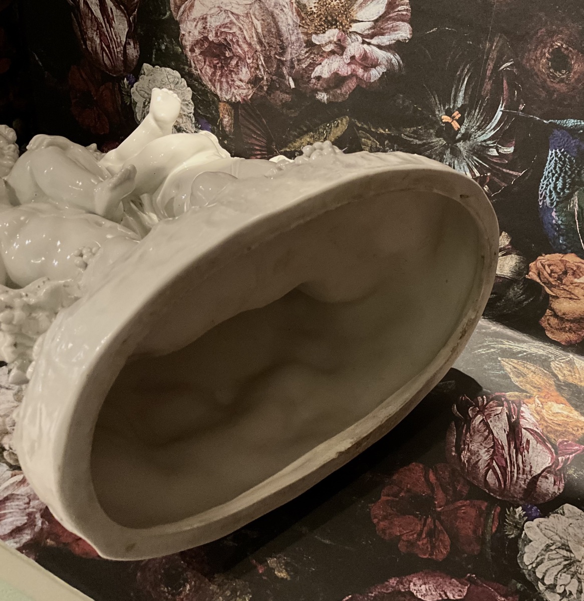 Groupe trois Amours vendangeurs  Porcelaine blanche signé Ranieri-photo-4