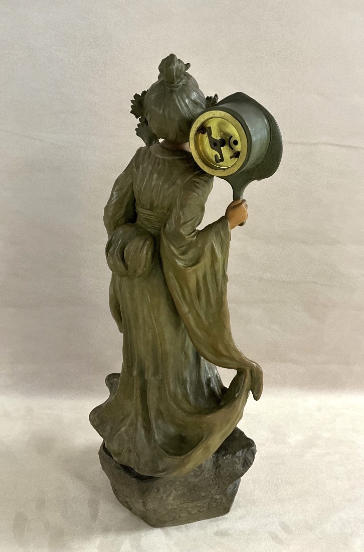 Sculpture terre cuite signée Mucha-photo-2