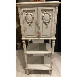 Small 2-door Antique Patinated Cabinet