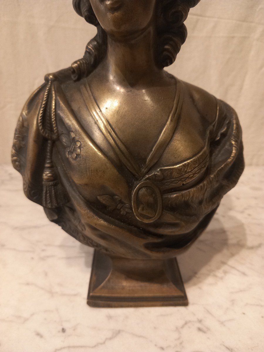 Buste de Marie Antoinette d'Autriche, bronze d'aprés Félix LECOMTE.-photo-2
