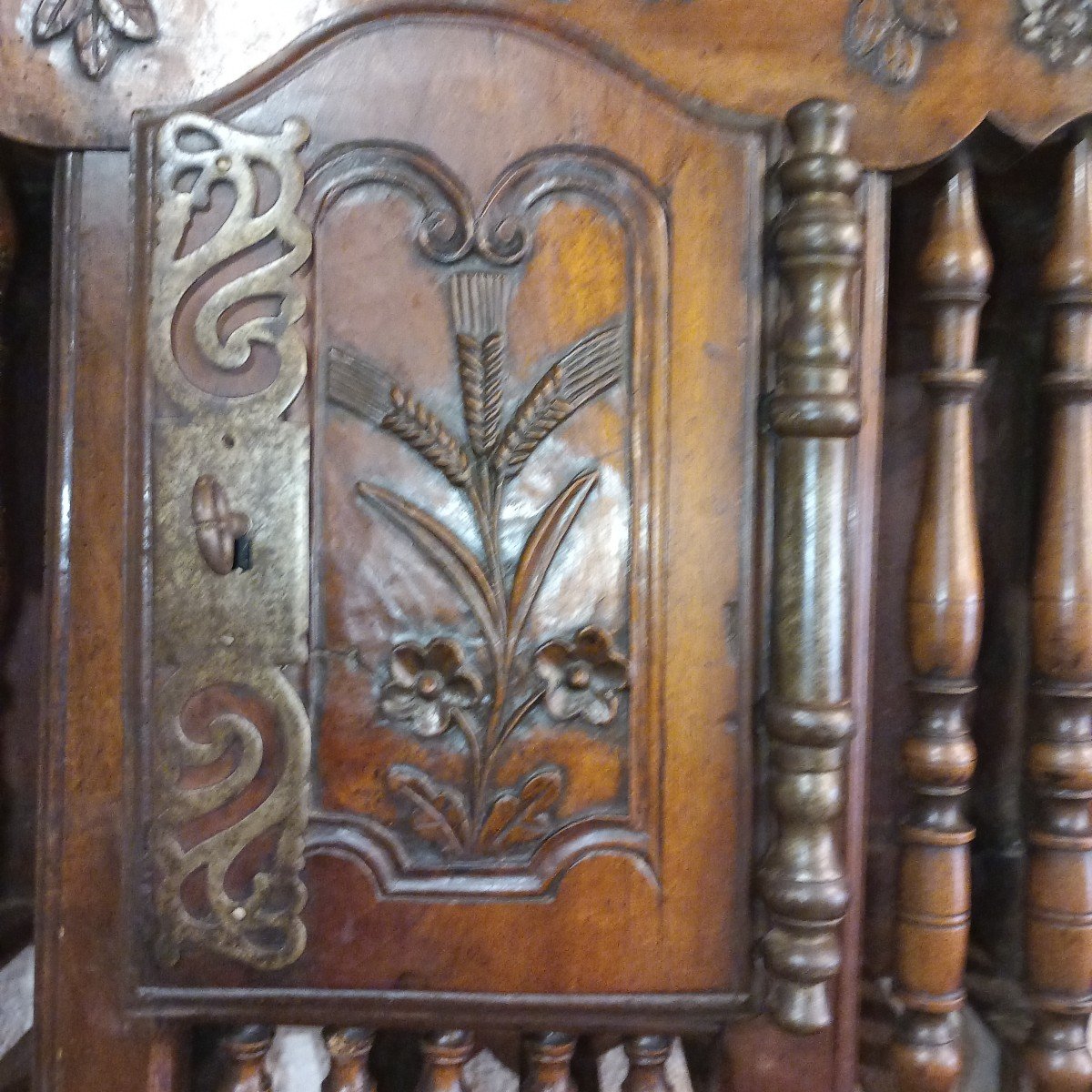 Panetière, Provence 18th Century, In Walnut.-photo-1