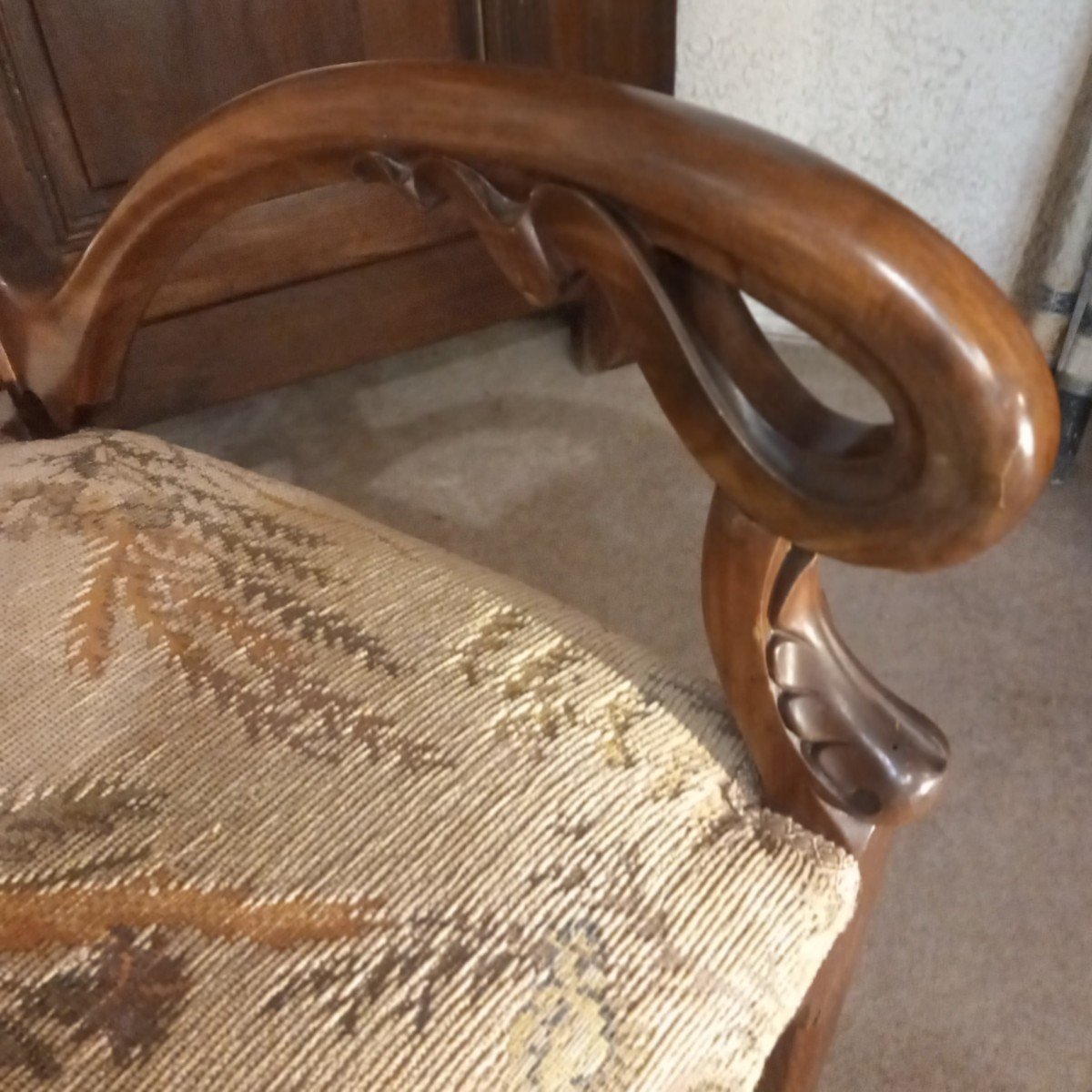 Small “art Nouveau” Period Bench, In Walnut.-photo-5