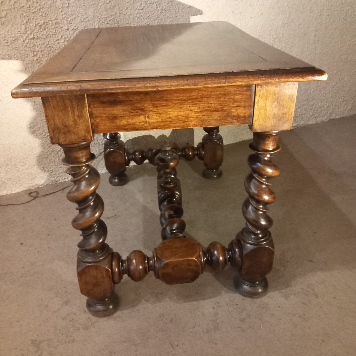 Louis XIII Center Table, 17th Century, In Walnut.-photo-2