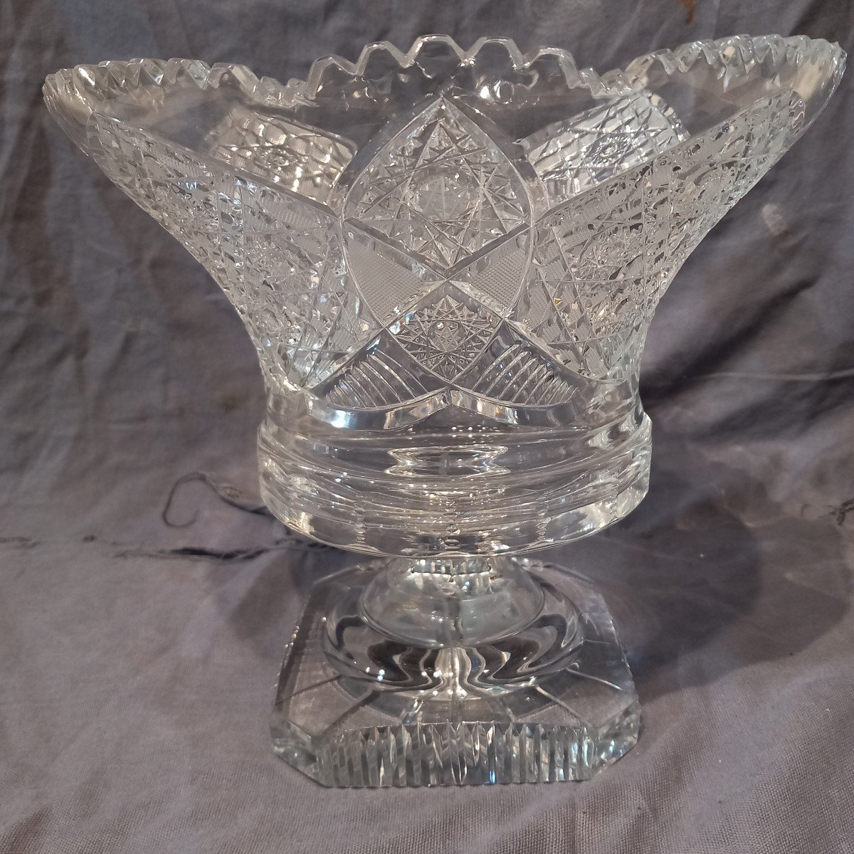 Vase-cratère en cristal taillé, Bohême début 20ème.-photo-2