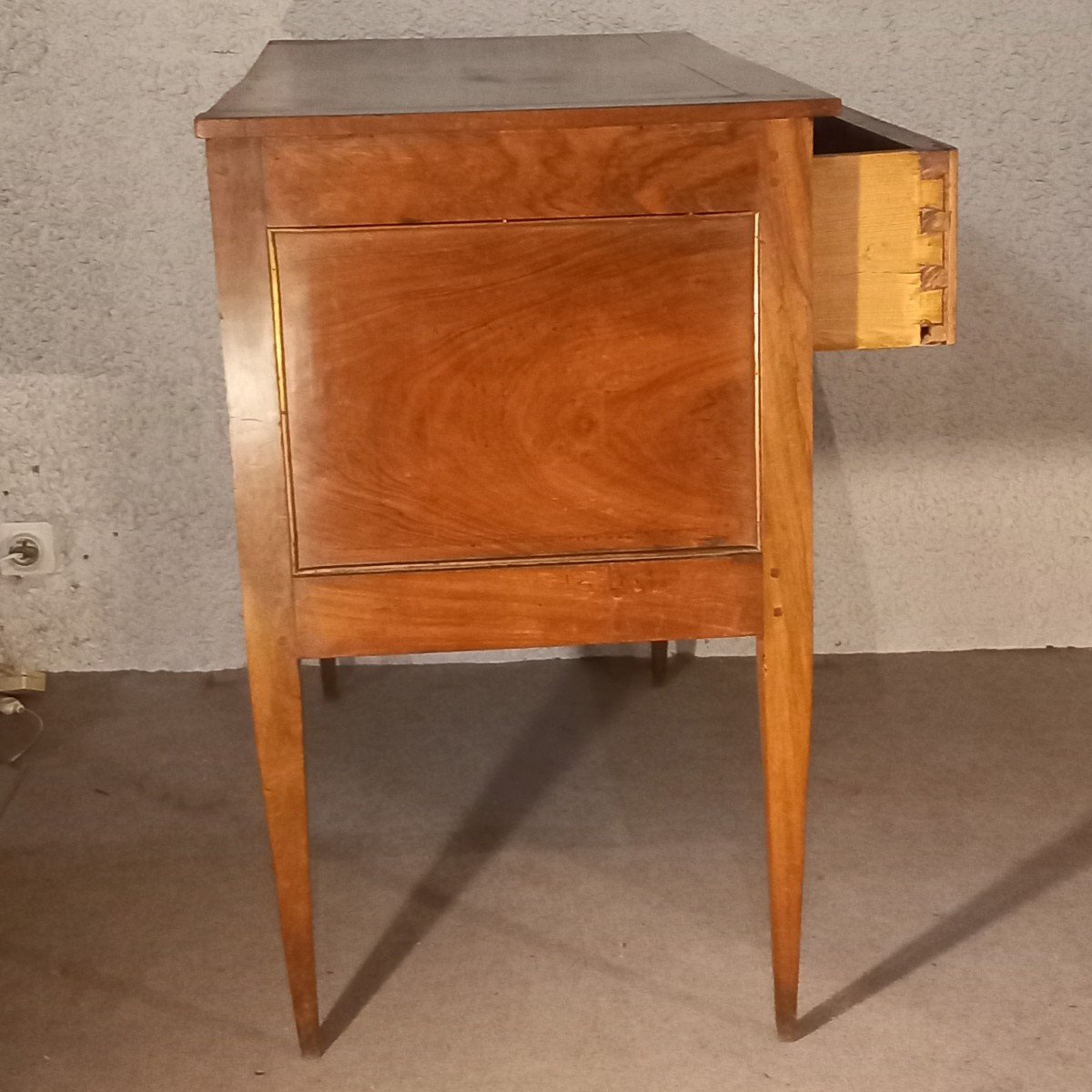 Commode Louis XVI "sauteuse", noyer, Provence début 19ème.-photo-2