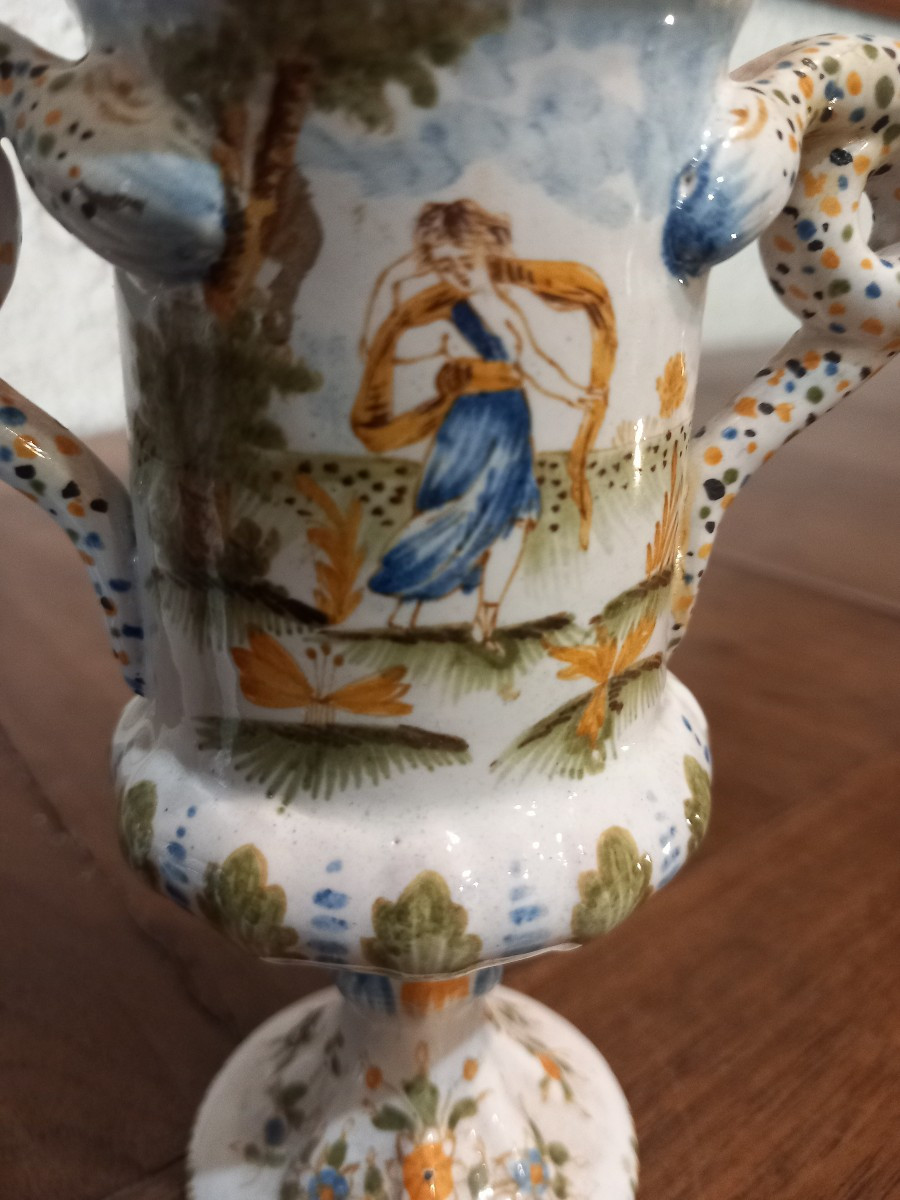 Pair Of Small Ointment Pots, 18th Century Moustiers Earthenware, Signed Pelloquin.-photo-4