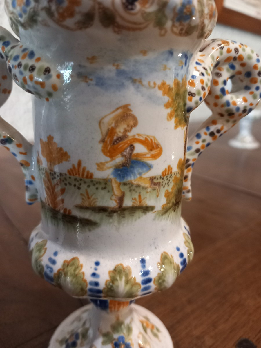 Pair Of Small Ointment Pots, 18th Century Moustiers Earthenware, Signed Pelloquin.-photo-5