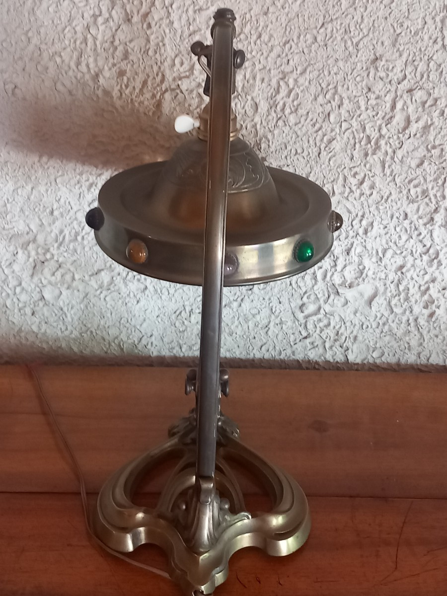 Lampe de bureau Art Nouveau, en bronze et cabochons.-photo-1