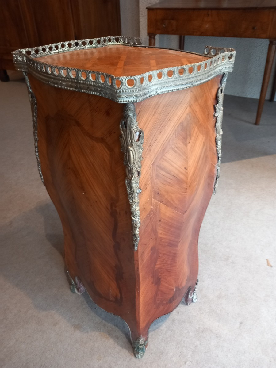 19th Century 'sheath' Shaped Chiffonier.-photo-4