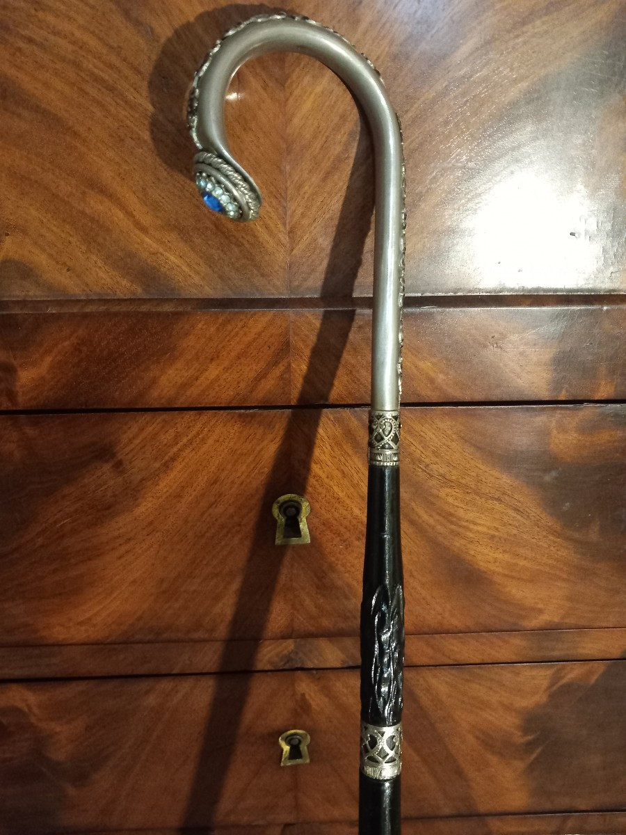 Elégante canne '1900' en ébène, argent et topaze.-photo-3