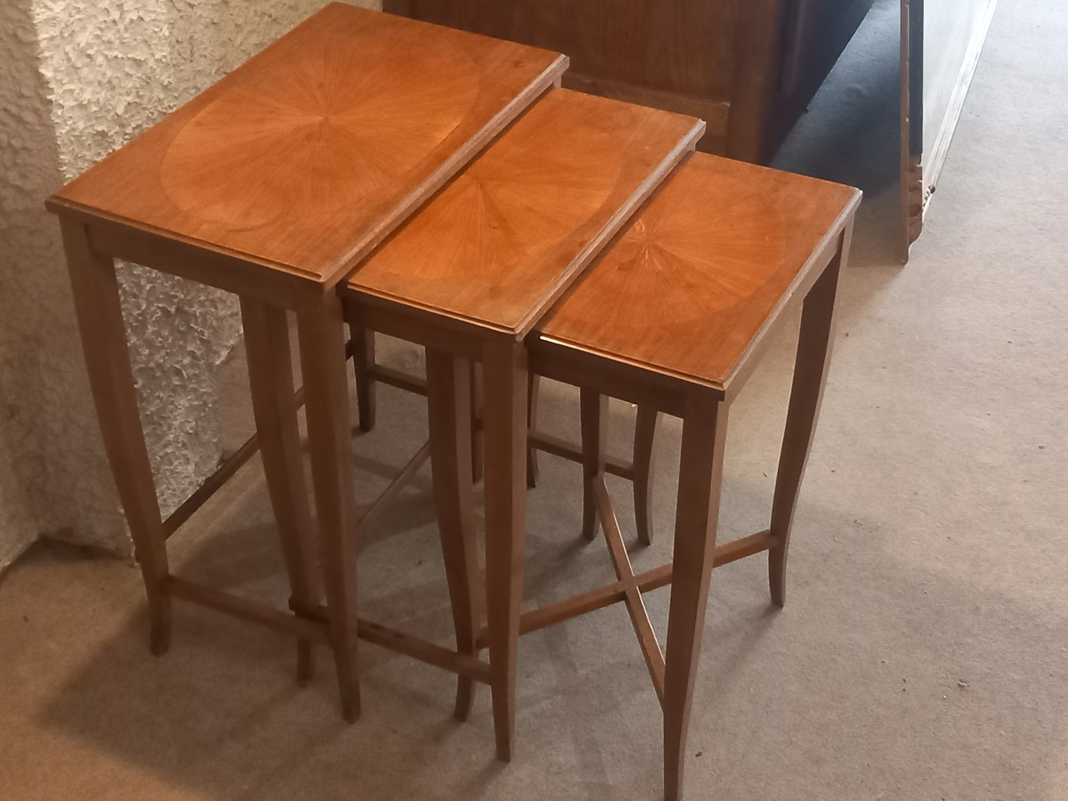 Set Of Three Nesting Tables, Art Nouveau, In The Style Of André Groult. Light Mahogany.-photo-2