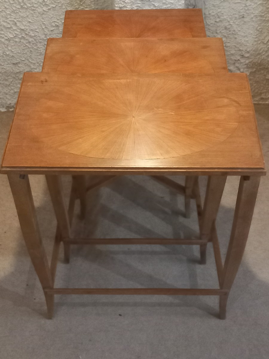 Set Of Three Nesting Tables, Art Nouveau, In The Style Of André Groult. Light Mahogany.-photo-3