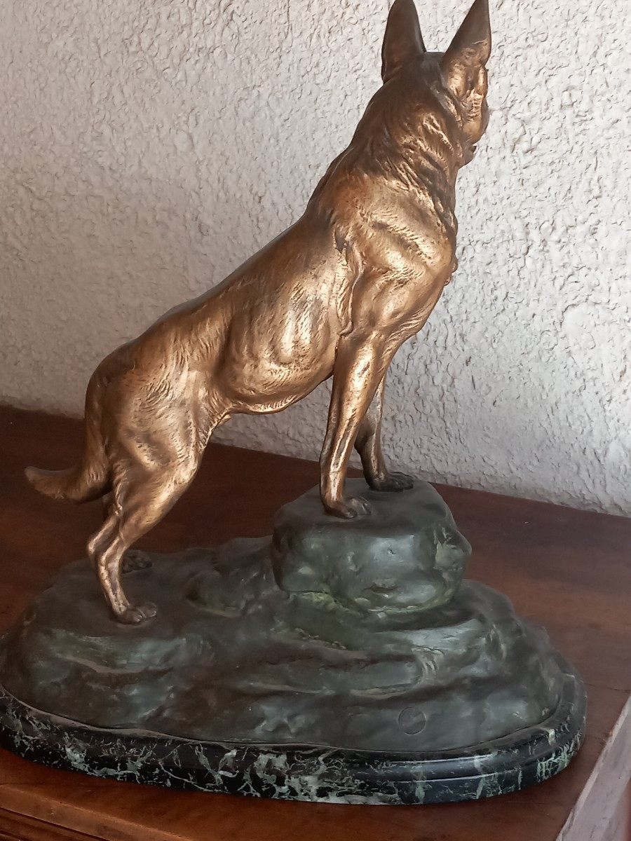 "Le loup à l'arrêt " régule signé "L. CARVIN".-photo-3