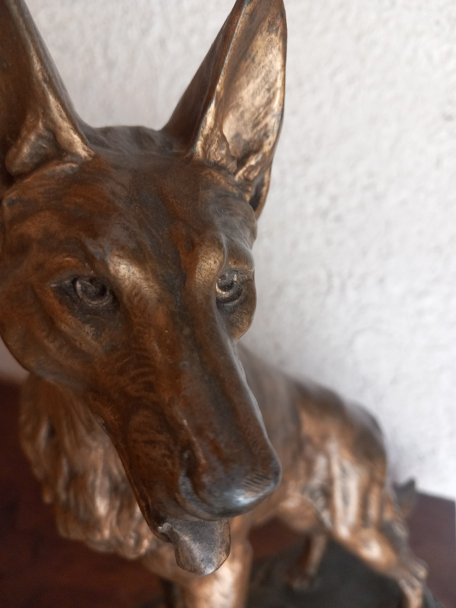 "Le loup à l'arrêt " régule signé "L. CARVIN".-photo-3