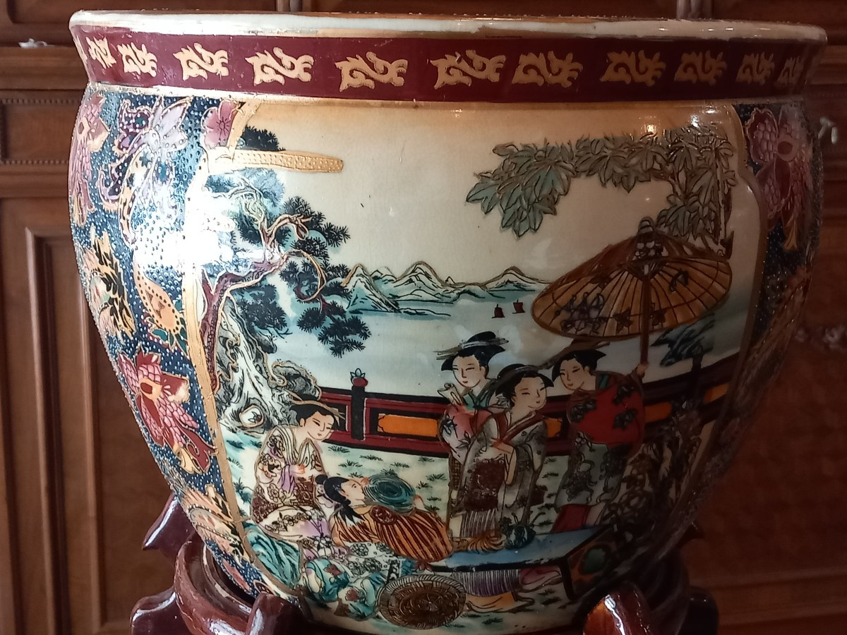 Vase-aquarium In Imari(japan) Porcelain, 19th Century.-photo-1